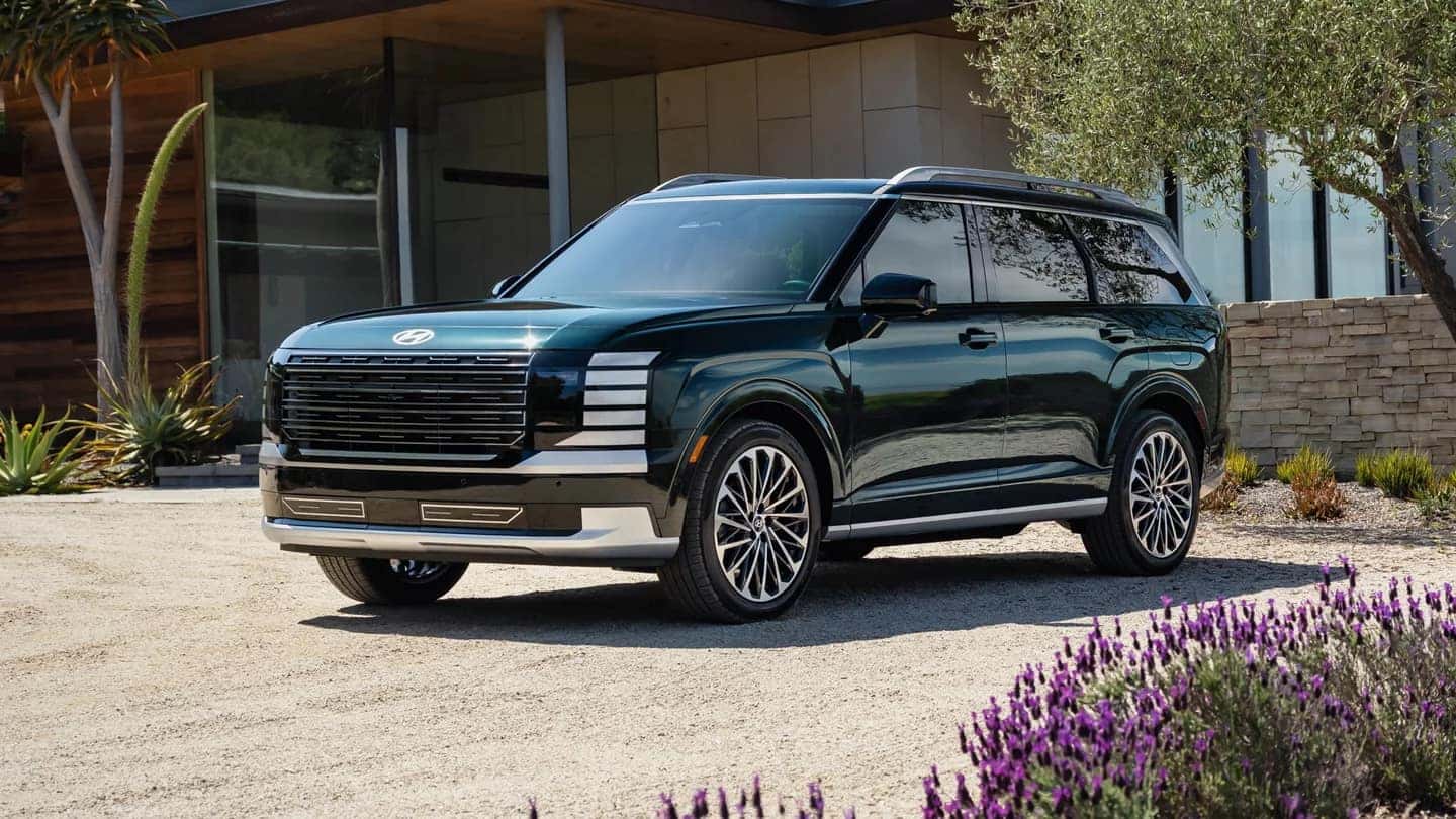 Exterior shot of the 2026 Hyundai Palisade in Kailua-Kona, HI