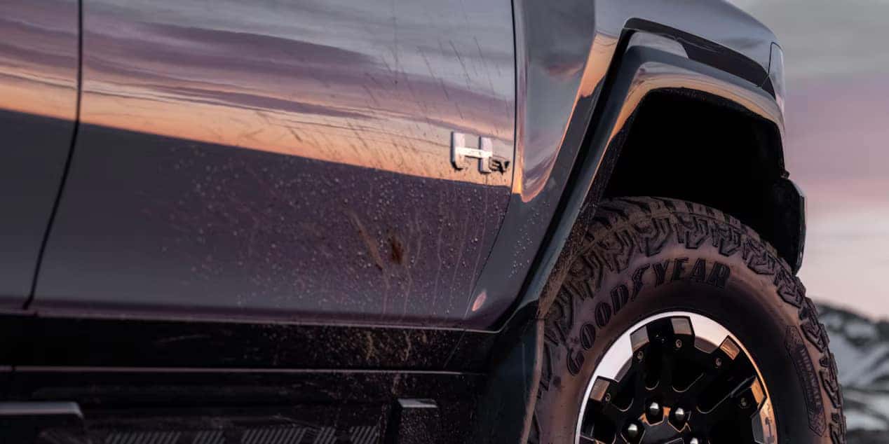 GMC Hummer EV SUV Infotainment System