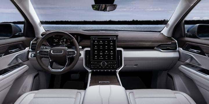 2025 GMC Acadia Technology Features in Branford, CT