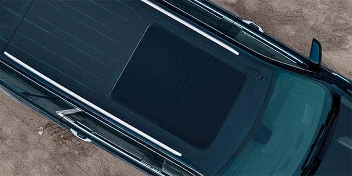 2025 GMC Yukon XL Technology and Infotainment in Branford, CT
