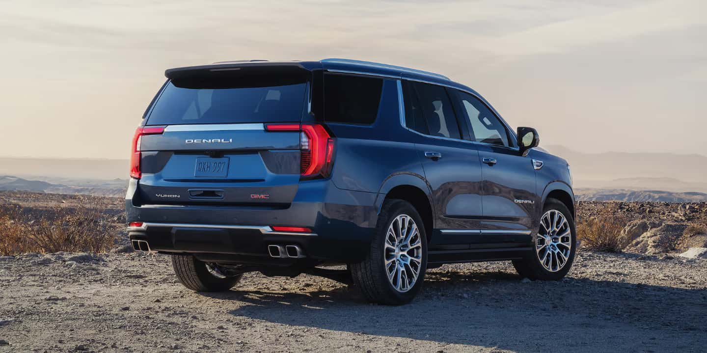 GMC Yukon vs Yukon XL cargo space and family comparison at Blasius GMC in Branford, CT