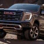 Front exterior view of the 2025 GMC Yukon XL for sale in Waukesha, WI