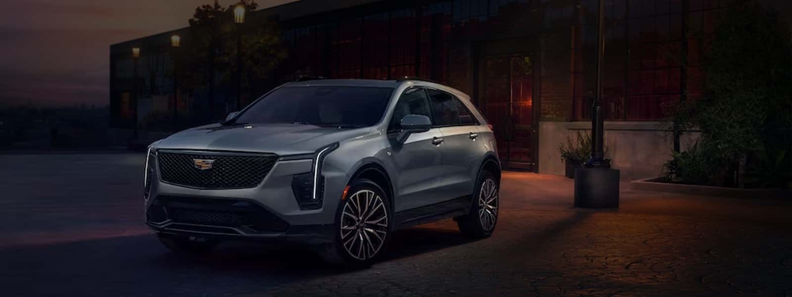Front exterior view of the 2024 Cadillac XT4 for sale in Racine, WI
