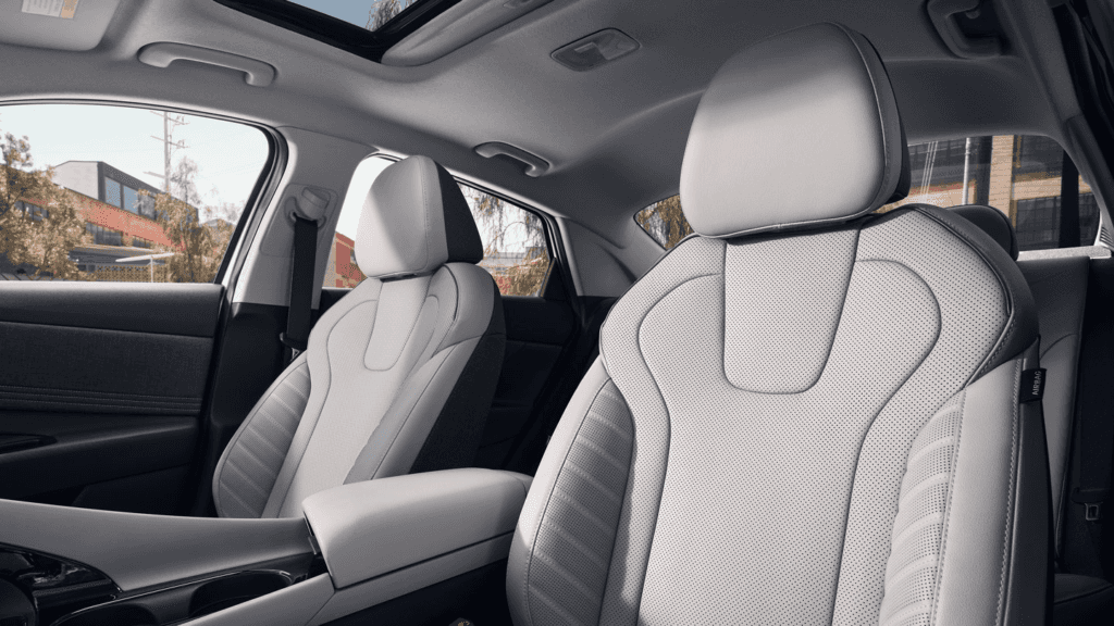 2021 Hyundai Elantra Interior