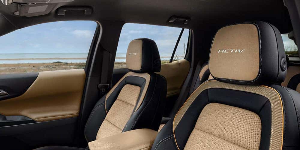 Front Seats of the 2025 Chevrolet Equinox in St. Louis