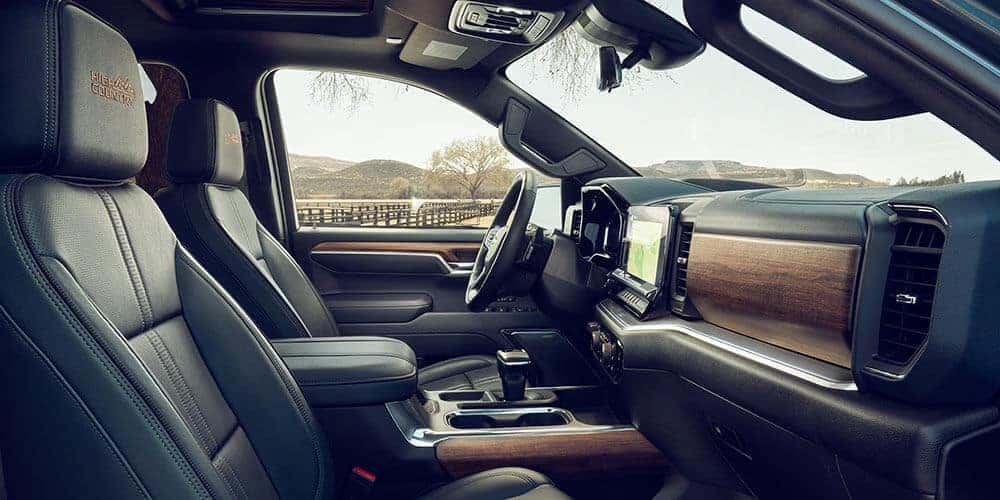 Front Seatsof the 2025 Chevrolet Silverado in St. Louis