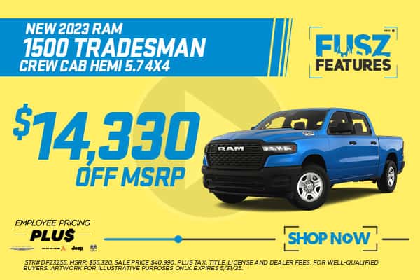 New 2023 Ram 1500 TRADESMAN CREW CAB HEMI 5.7 4X4