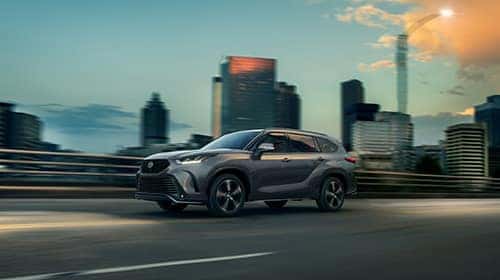 2021 Toyota Highlander near St. Louis