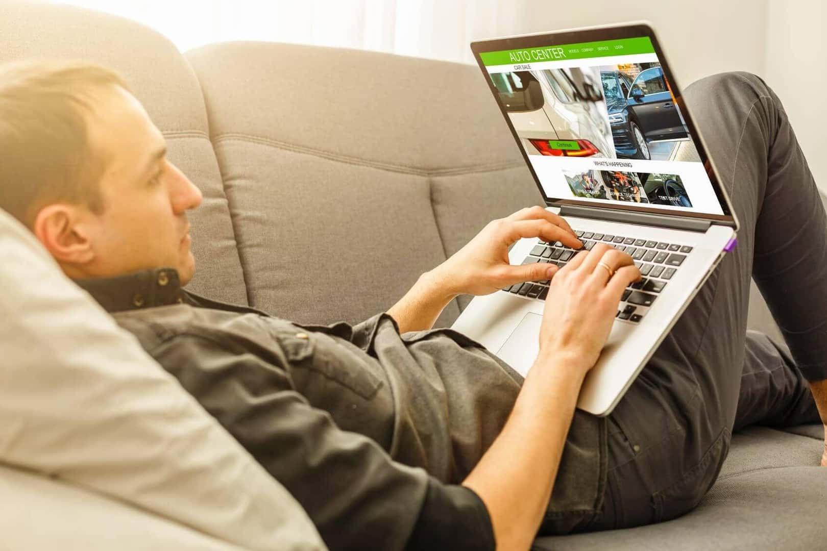 Online Vehicle Searching