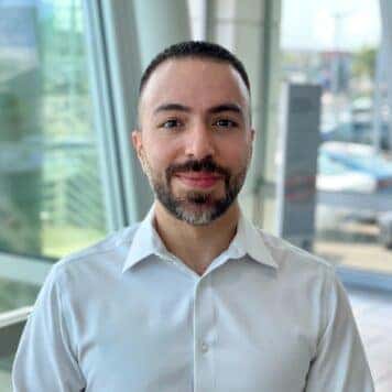 Farshad Vakili