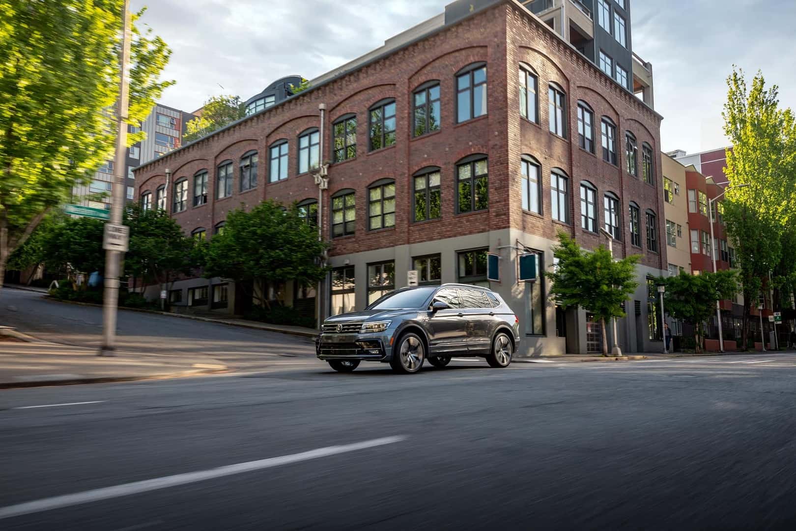 Buy a Volkswagen Tiguan Online