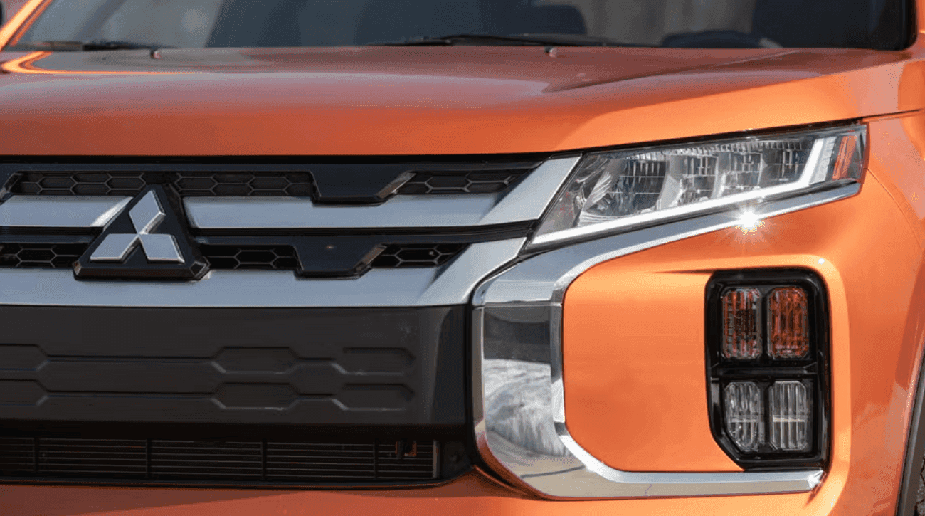 2024 Mitsubishi Sport 3