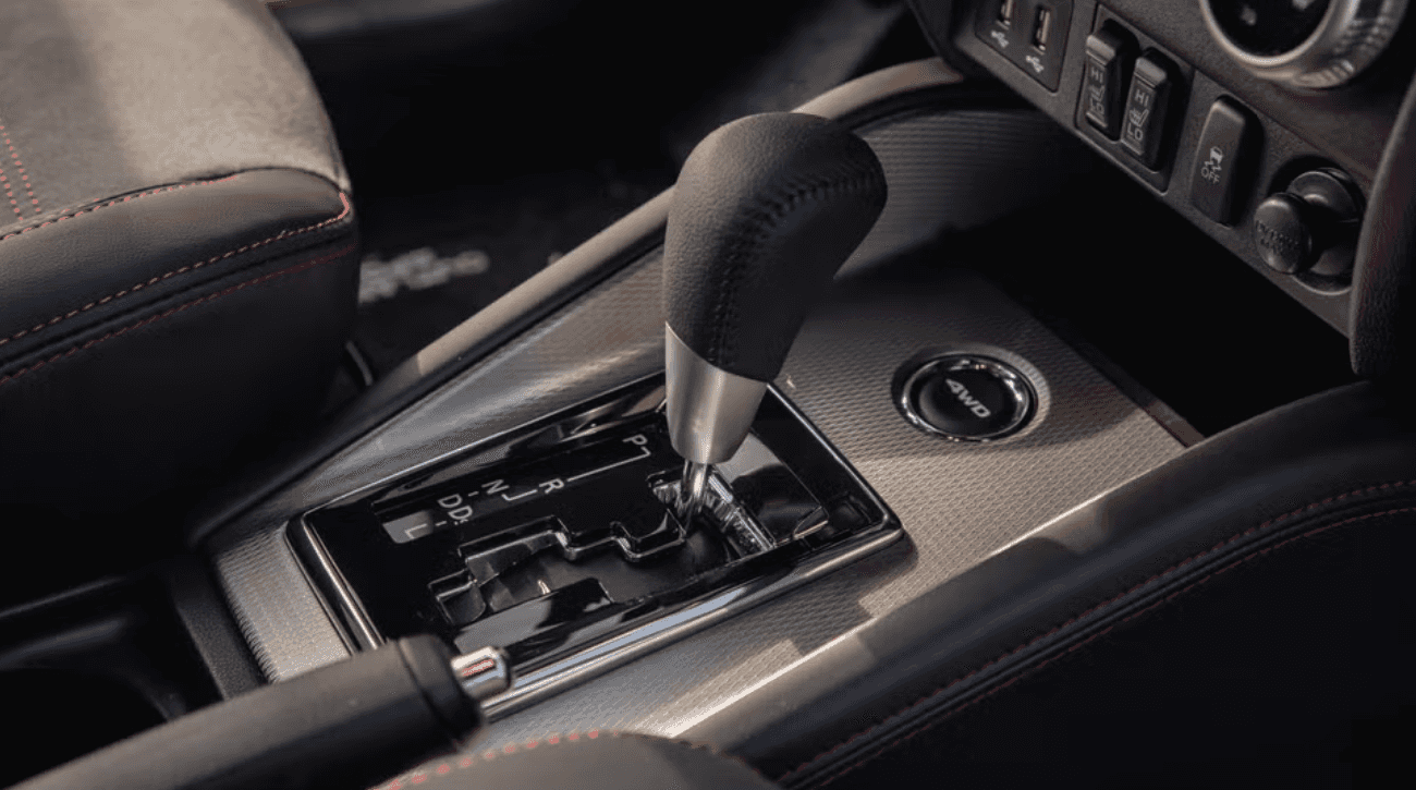 2024 Mitsubishi Sport 8