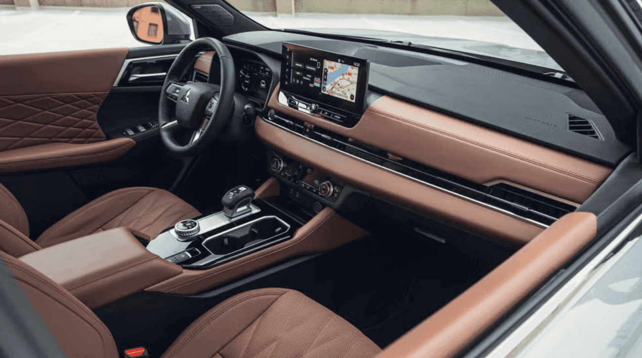 2025 Mitsubishi Outlander Trail Edition 9