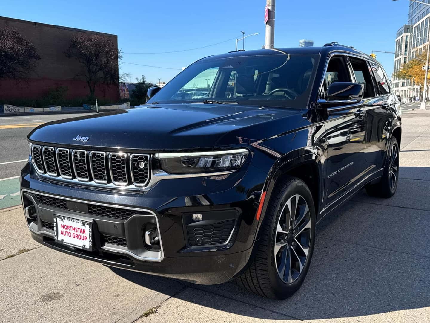 Pre-Owned 2022 Jeep Grand Cherokee L Overland