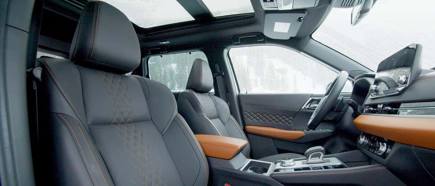2025Mitsubishi-OutlanderPHEV-InteriorFrontSeats