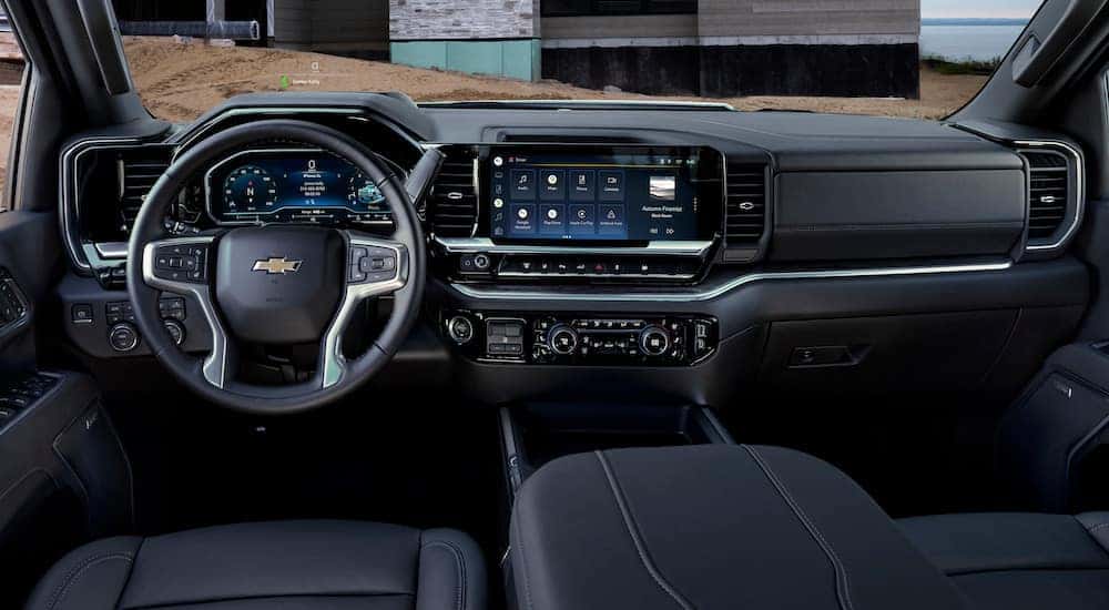 The black interior and dash in a 2025 Chevy Silverado 3500.
