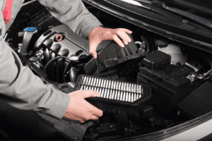 Checking the air filter