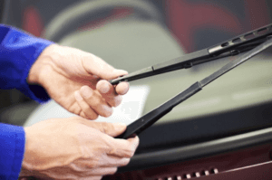Checking the wiper blades