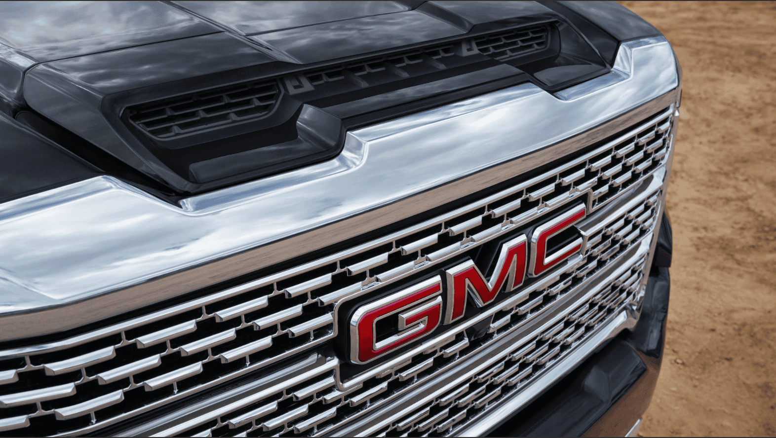 Front Grille view of the 2020 GMC Sierra Truck
