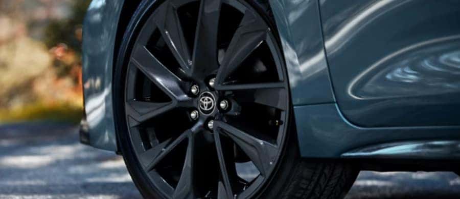 18-In. Graphite-Colored Alloy Wheels