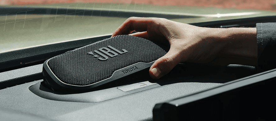 10-Speaker JBL Premium Audio