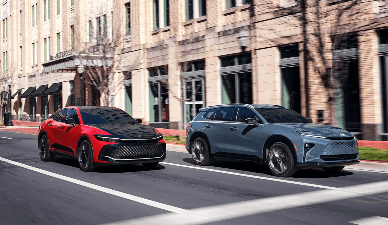 Florida Drives in Style with the Toyota Crown and Toyota Crown Signia