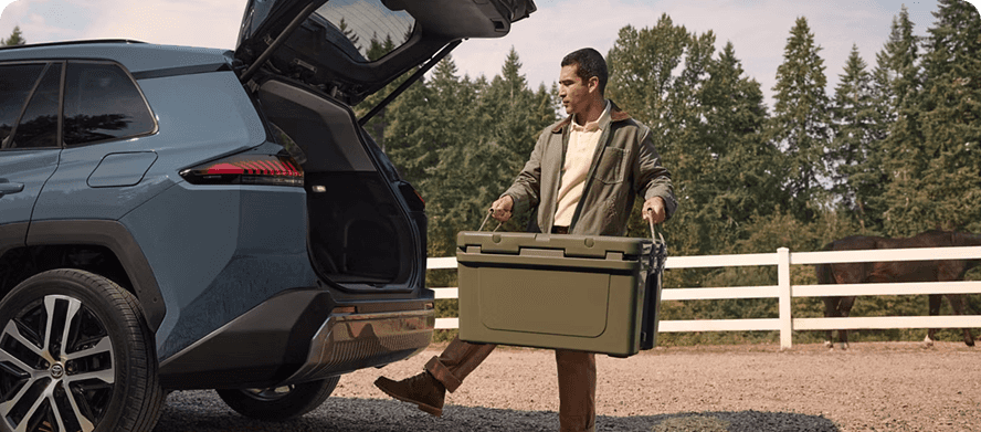 Hands-Free Power Liftgate