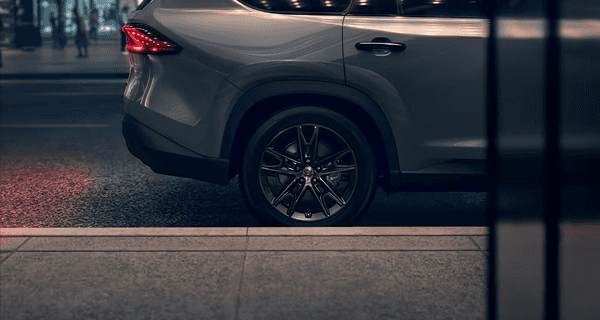 Grand Highlander exterior view 5
