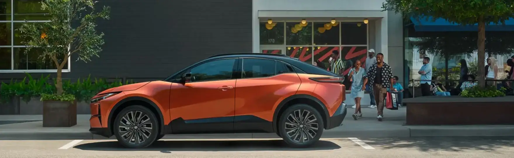 2026 Toyota C-HR exterior profile