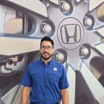 Omar Guzm&aacute;n