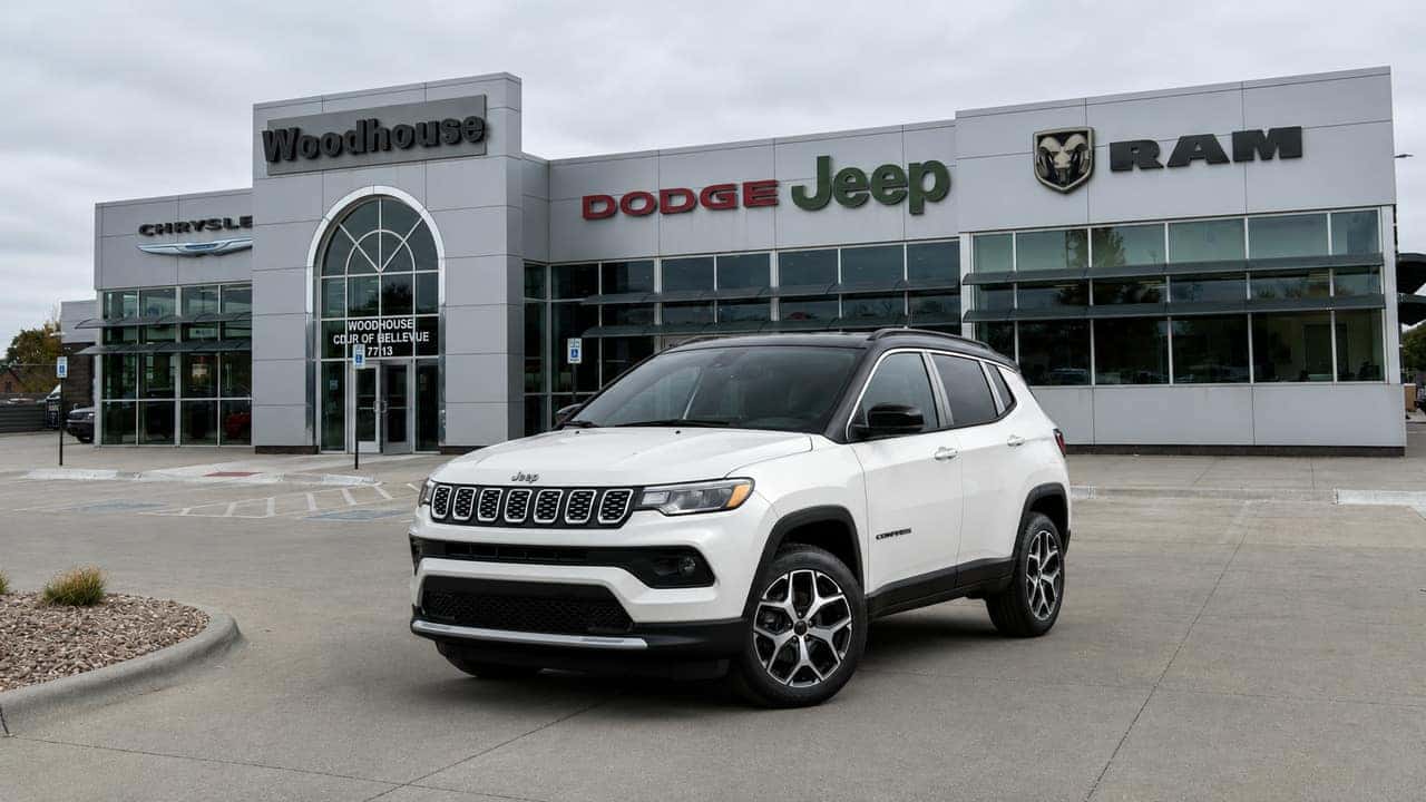 New Jeep Compass for sale near Omaha, NE at Woodhouse CDJR Bellevue