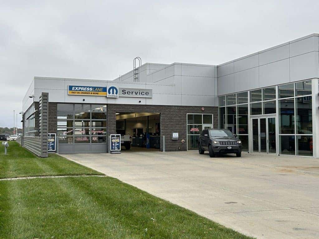 Jeep Service Center in Bellevue