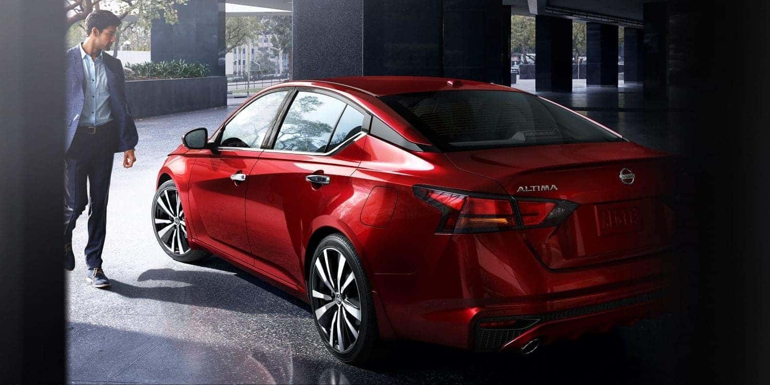 Complimentary Nissan Driveway Delivery in Bellevue Woodhouse Nissan