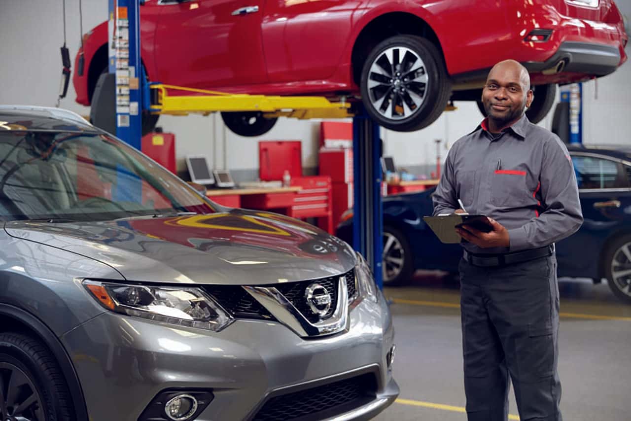 Why Choose Our Nissan Body Shop in Bellevue, NE Woodhouse Nissan
