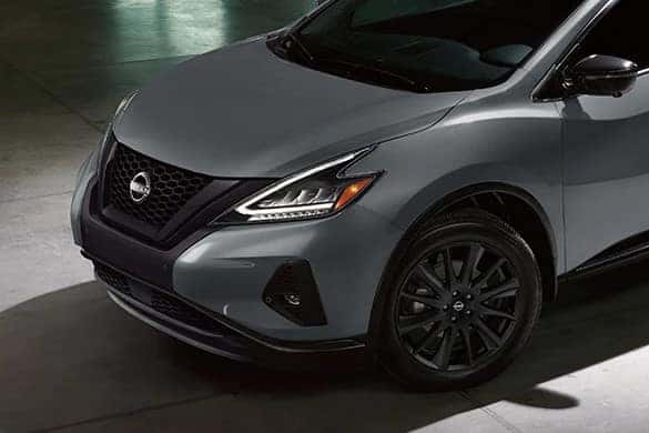 2023-Nissan-Murano-Midnight-Edition-hood-and-grille