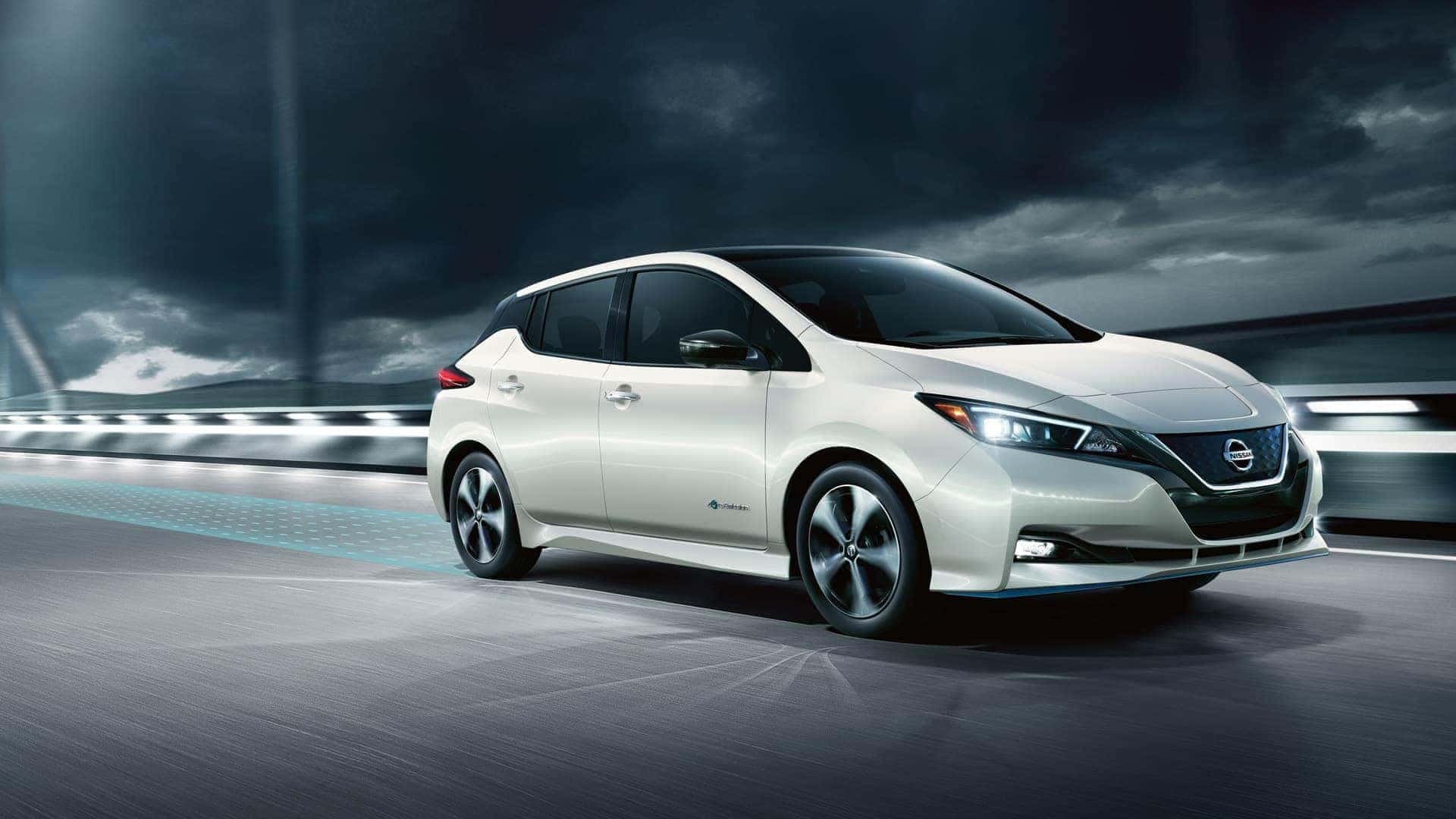 Nissan leaf deals 2020 review